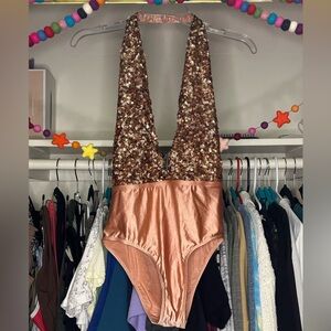 *NWT* UO Rose Gold Sequin Halter-Neck Bodysuit: Deep-V, Backless
